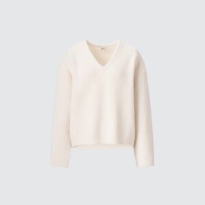 Uniqlo 3D V-Neck Cream Sweater
